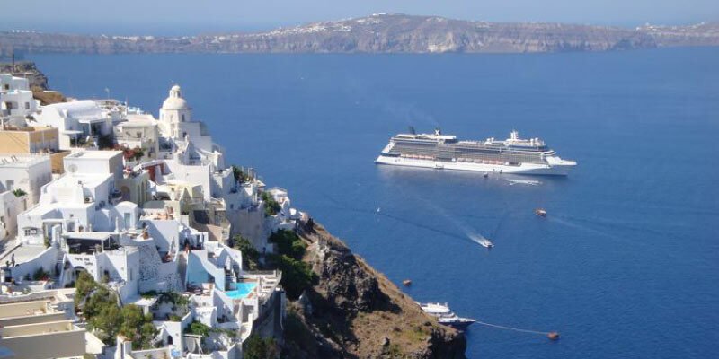 Visiting Cyclades – 4 reasons