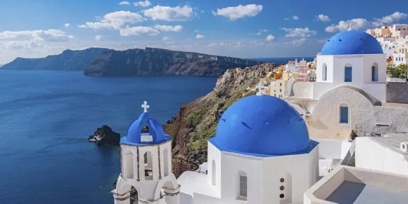 Travelling by boat to Greek islands