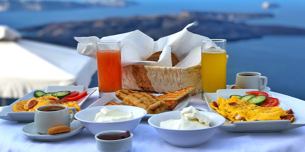 Greek breakfast – Ελληνικό πρωινό